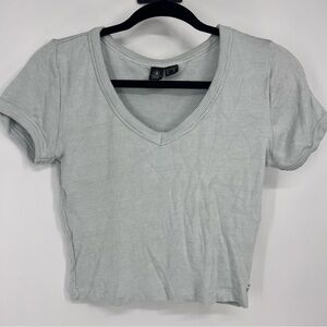 Volvom t-shirt v neck short sleeve lounge xs green like new